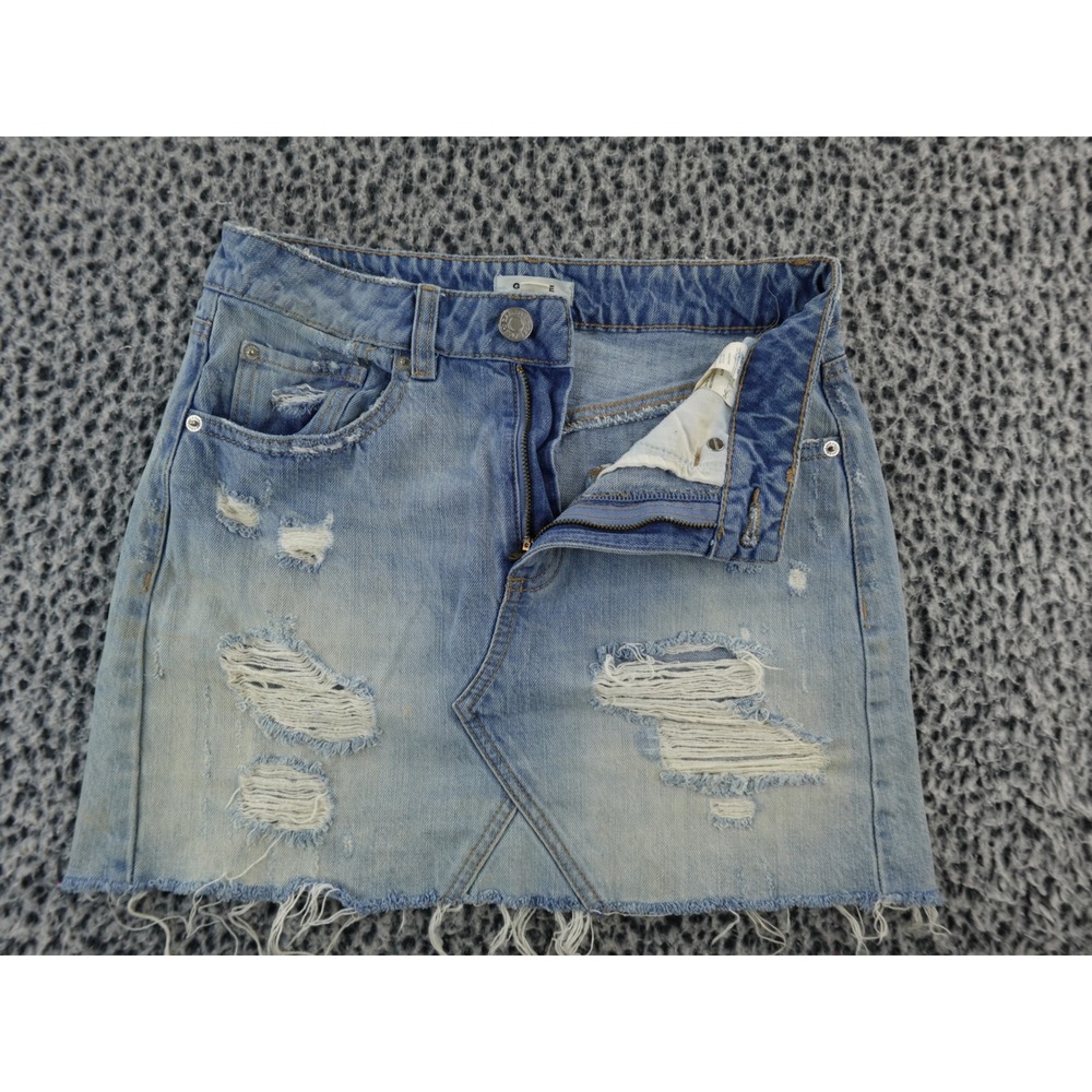 GARAGE Distressed Denim Mini Skirt Light Wash‎ Raw Hem XS